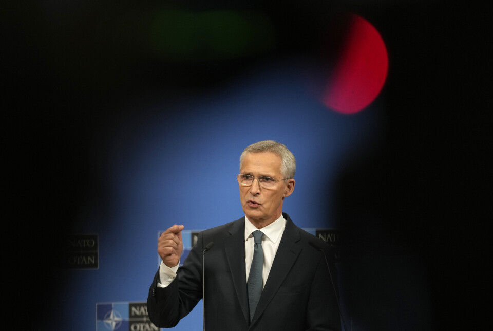 ATOMVÅPEN: Generalsekretær i Nato Jens Stoltenberg sier det pågår samtaler om å hente fram atomvåpen fra lager.