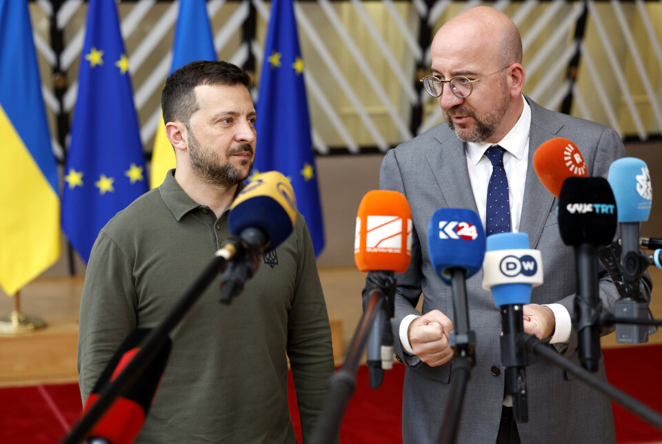 TAKKNEMLIG: Ukrainas president Volodymyr Zelenskyj, her sammen med EU-president Charles Michel, takket EU for all støtte.