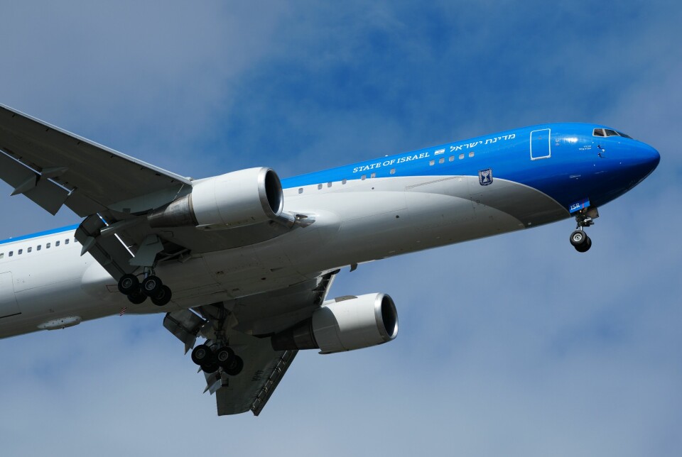 JOMFRUTUR: Israels nye statsministerfly på vingene over Andrews Air Force Base utenfor Washington DC 22. juli.