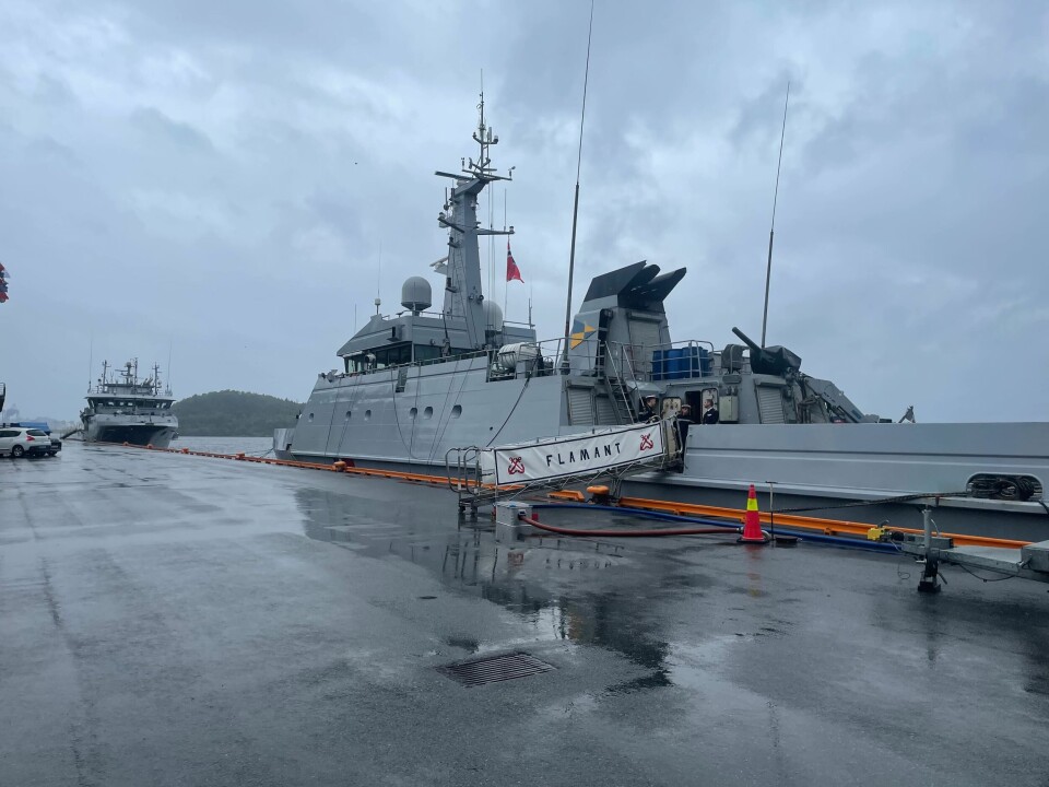 SAMARBEID: I helgen lå Flamant og det norske kystvaktfartøyet Nornen ved siden av hverandre til kai i Oslo. Mandag skal de øve sammen i Oslofjorden.