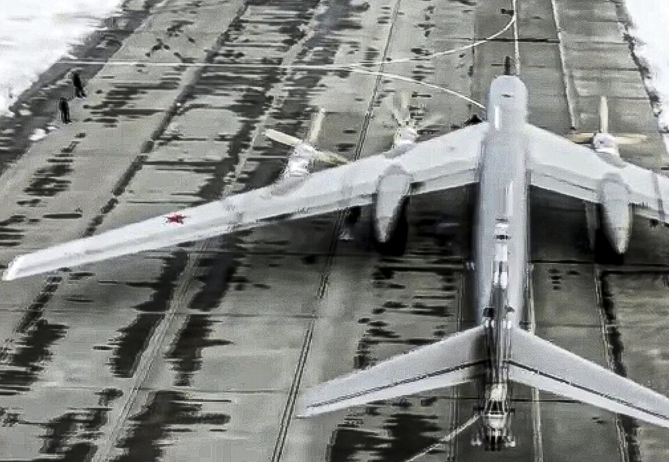 Derfor legger Russland dekk på flyene sine