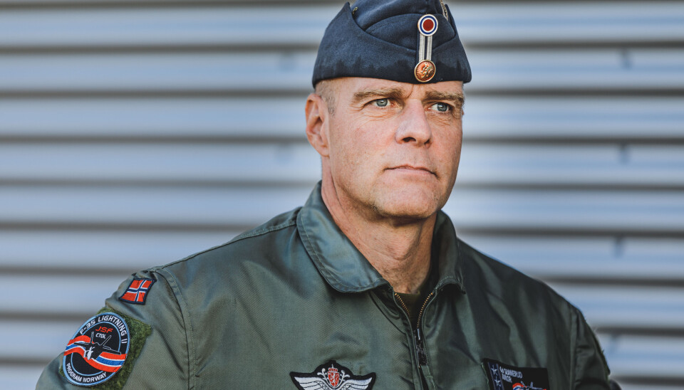 OPPDATERTE JAGERFLY: Generalmajor Øivind Gunnerud, sjef for Luftforsvaret, ser frem til å motta de siste jagerflyene.