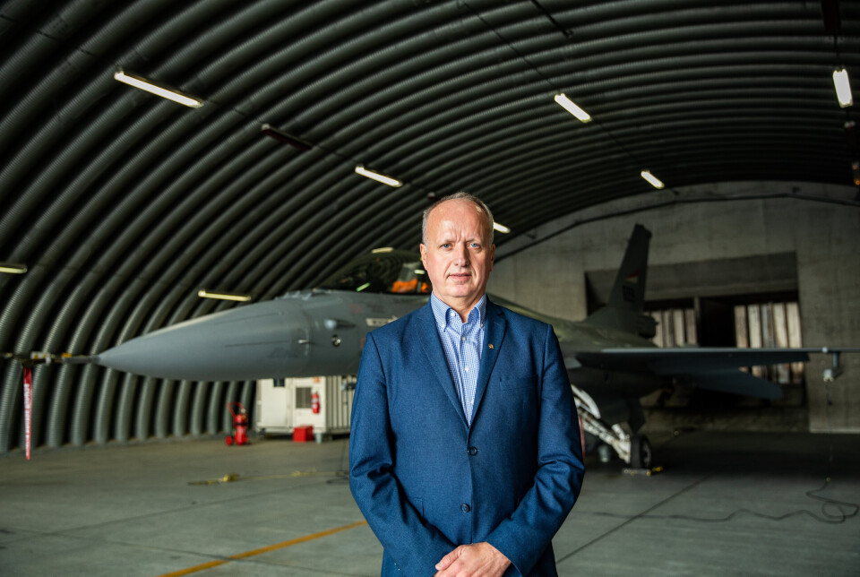 PENSJONERT OBERST: Per Erik Solli er senior forsvarsanalytiker hos Norsk utenrikspolitisk institutt og tidligere F-16-pilot.