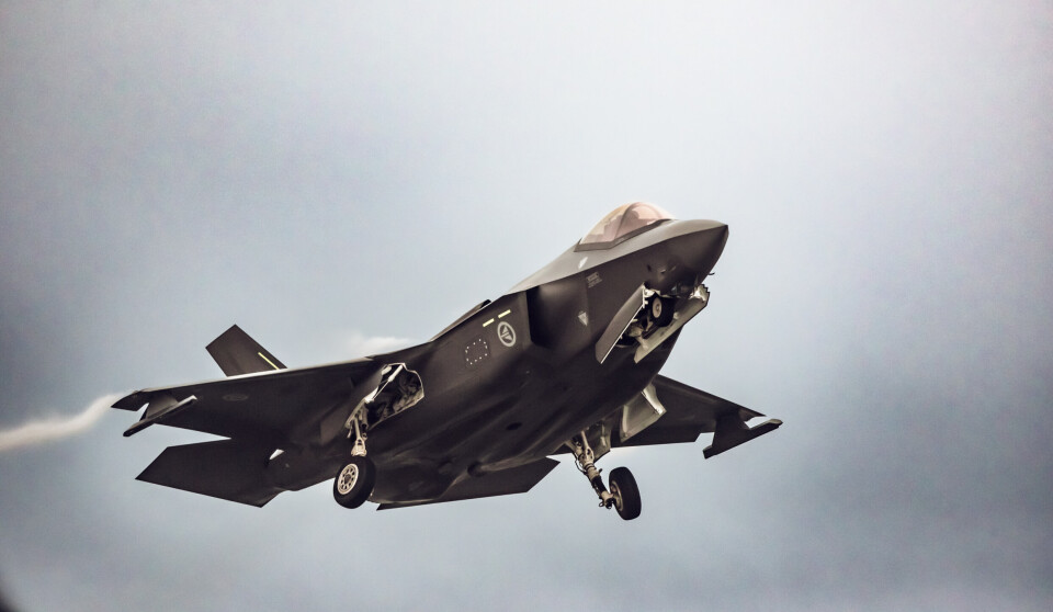 MODERNE: Et norsk F-35 jagerfly tar av fra Ørland flystasjon.
