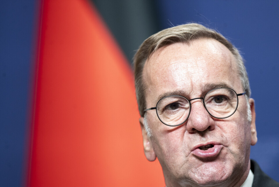 ETTERSLEP: Forsvarsministeren hevder at militæret i landet har blitt neglisjert i over 30 år, og at etterslepet er enormt. Bildet er fra en pressekonferanse i Latvia.