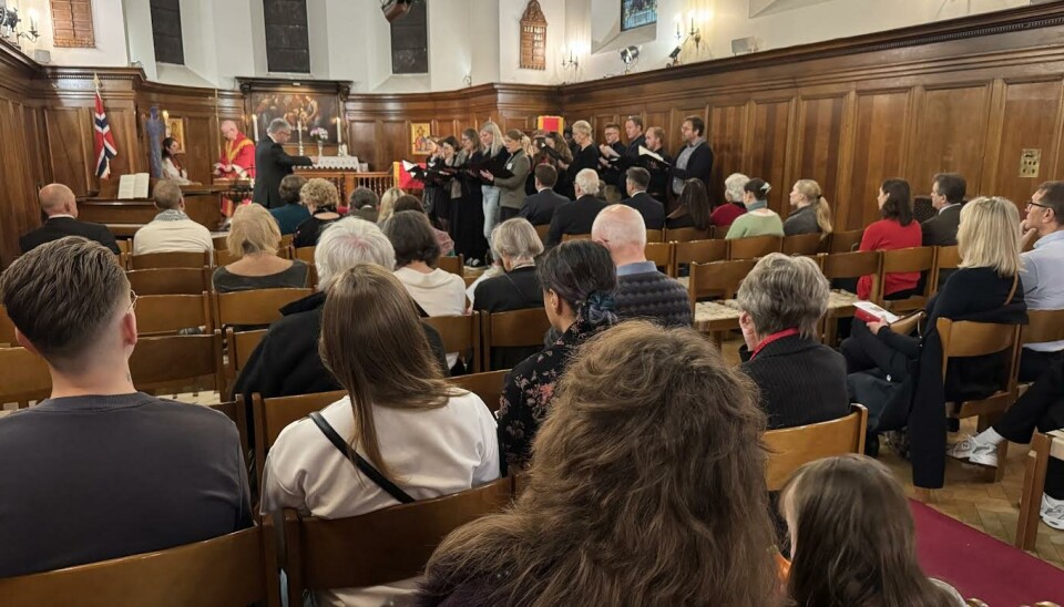 KIRKEN: Det var mange som hadde funnet veien til den norske sjømannskirken i London i forbindelse den årlige markeringen av Remembrance Day.