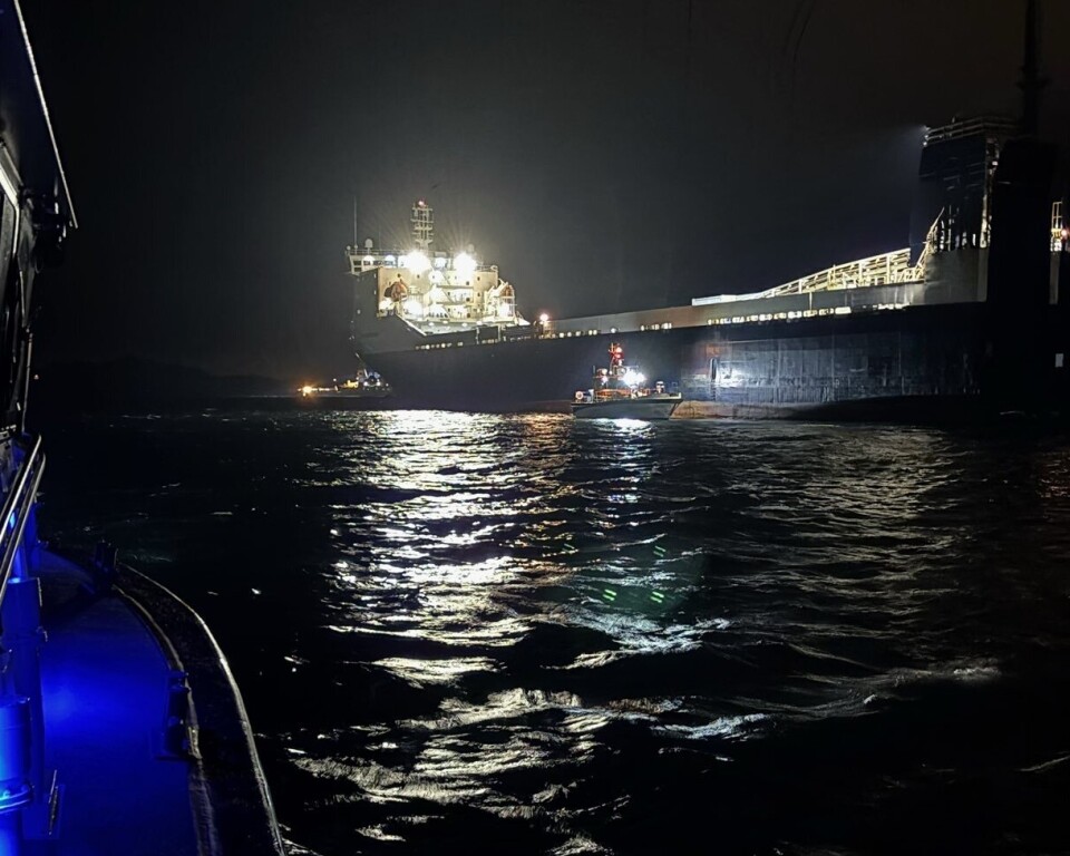 Skip med norske NASAMS grunnstøtte på vei til Polen