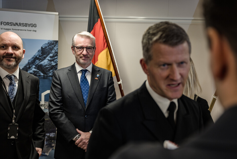GENERALMAJOR: Direktør i Forsvarsbygg Thorbjørn Thoresen (midten) vil ha en generalmajor i etaten.