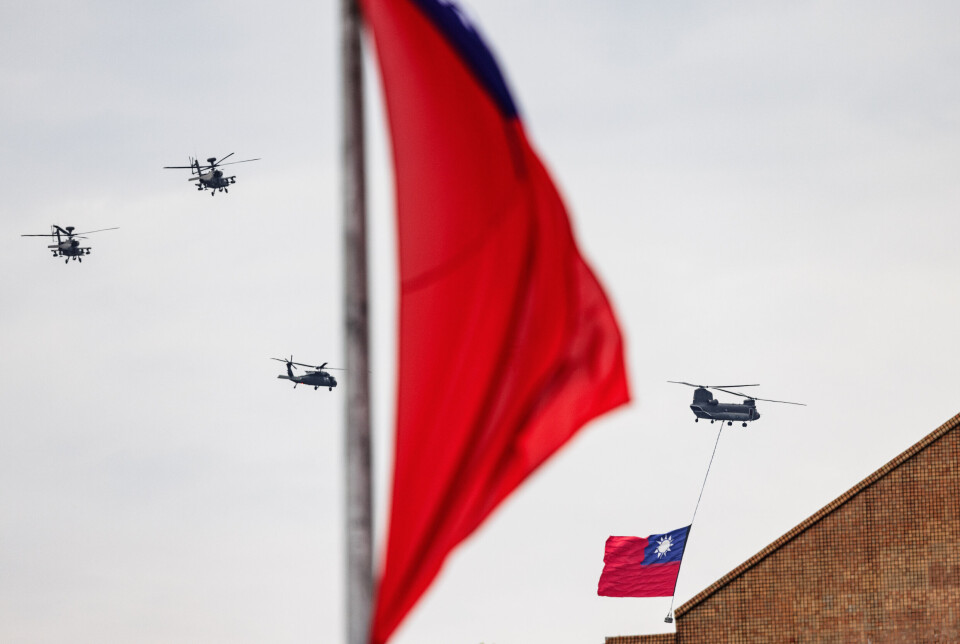 William Lai (DPP) ble innsatt som president i Taiwan. 12 helikoptre av fem forskjellige typer fløy over presidentpalasset under seremonien.