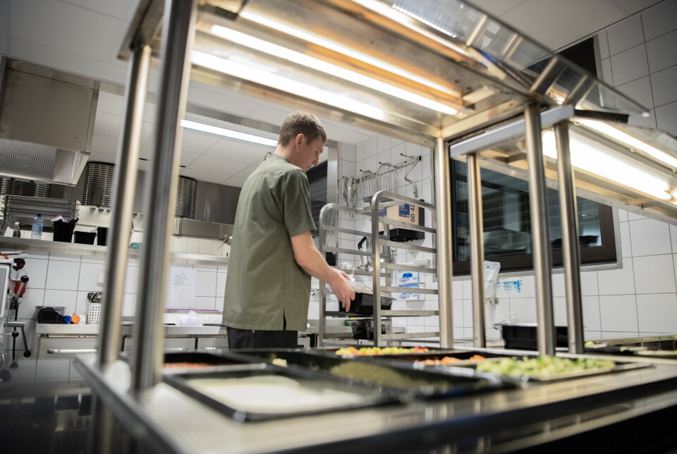 ILLUSTRASJONSFOTO: Hvordan fremstår det for mulige arbeidssøkere, når to ansatte som gjør den samme jobben, skal lønnes ulikt og gi ulike fordeler?