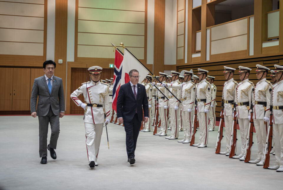 PÅ TUR I ASIA: Forsvarsminister Bjørn Arild Gram (Sp) møter Japans forsvarsminister Minoru Kihara i Tokyo, Japan.