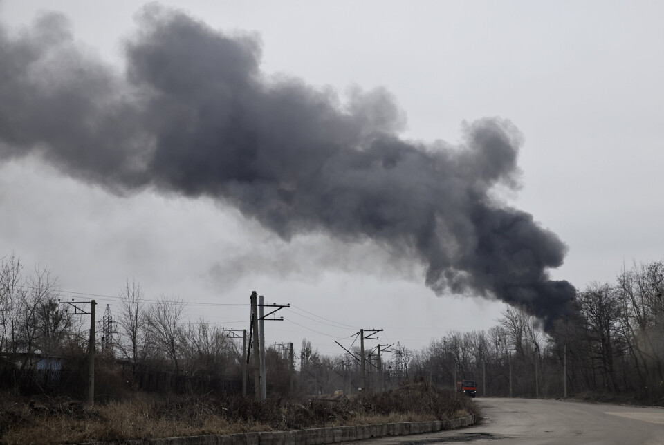 ANGREP: Stigende røyk etter et angrep mot et ukrainsk kraftverk i Kharkiv, 22. mars 2024.