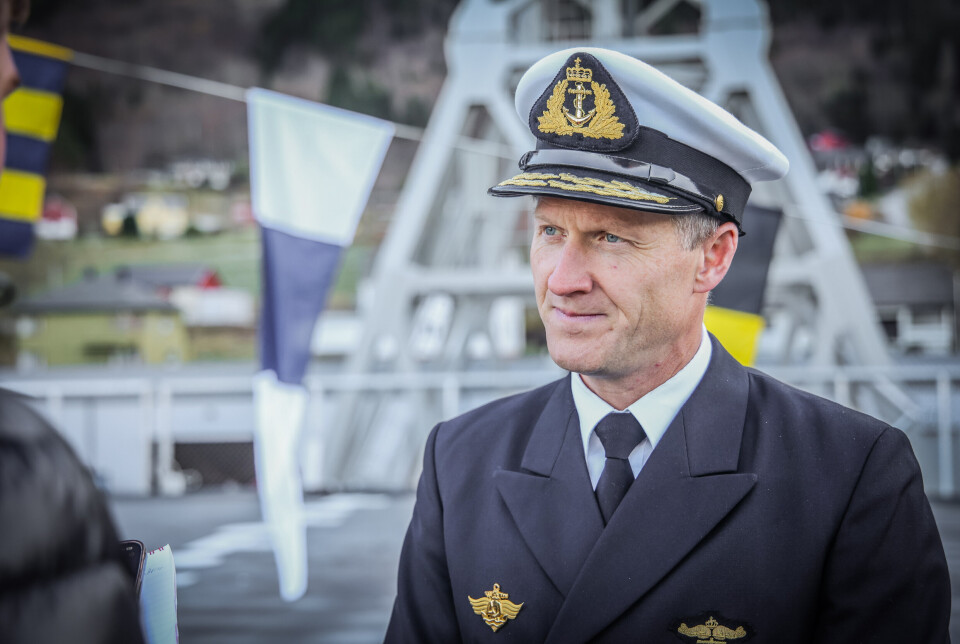 MIT-MYNDIGHET: Sjef for Sjøforsvaret Oliver Berdal overtar fagmyndigheten for militær idrett og trening, mye takket være Sjøforsvarets idretts- og treningssenter på Haakonsvern. Her avbildet under dåpen av KV Bjørnøya.