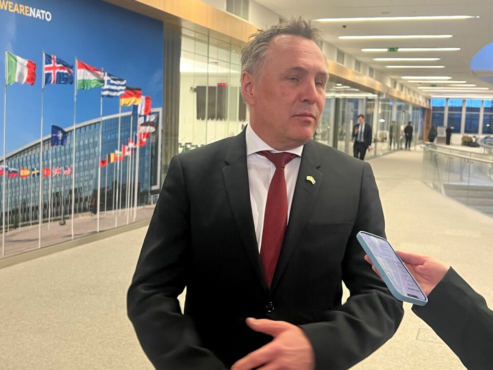 BRUSSEL: Tore O. Sandvik er på sitt første møte i Nato-hovedkvarteret som forsvarsminister.