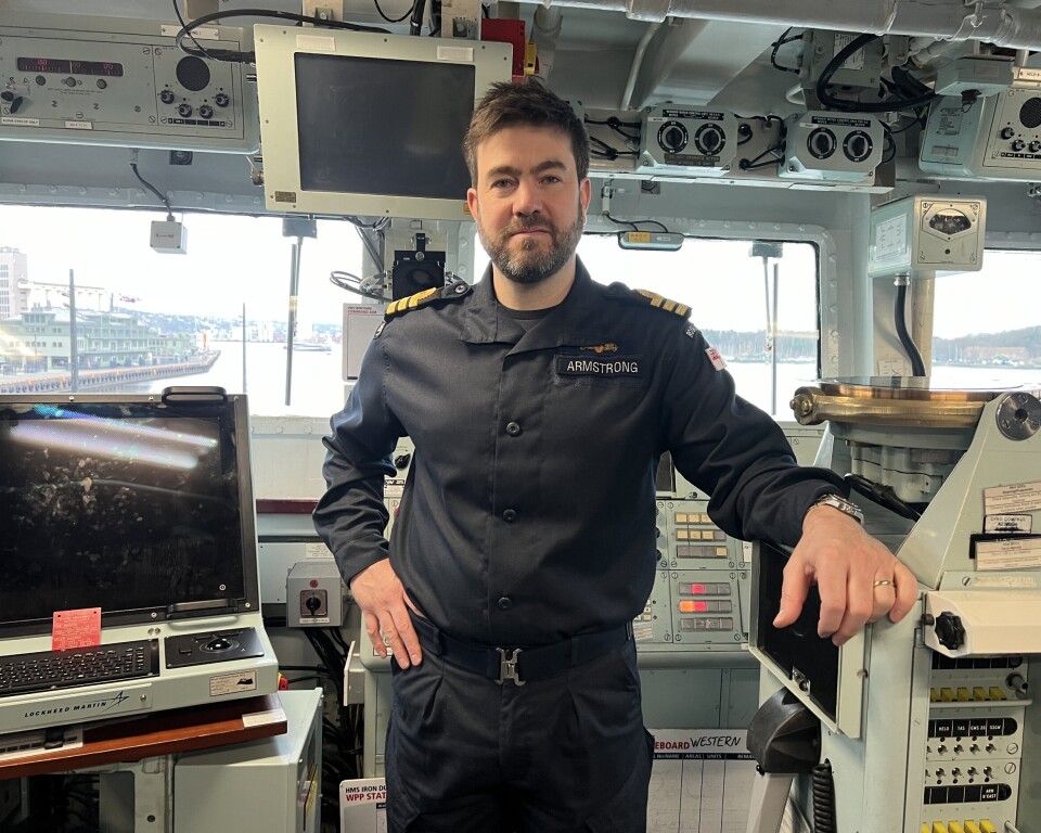 Britisk fregatt sendte mannskapet på ski