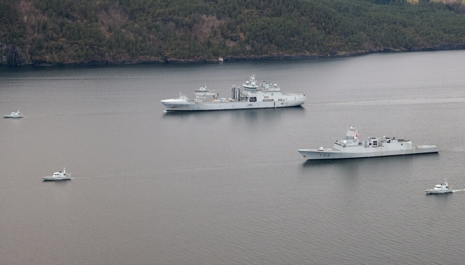 FORMASJON: KNM Maud, KNM Otto Sverdrup sammen med mindre patruljebåter.