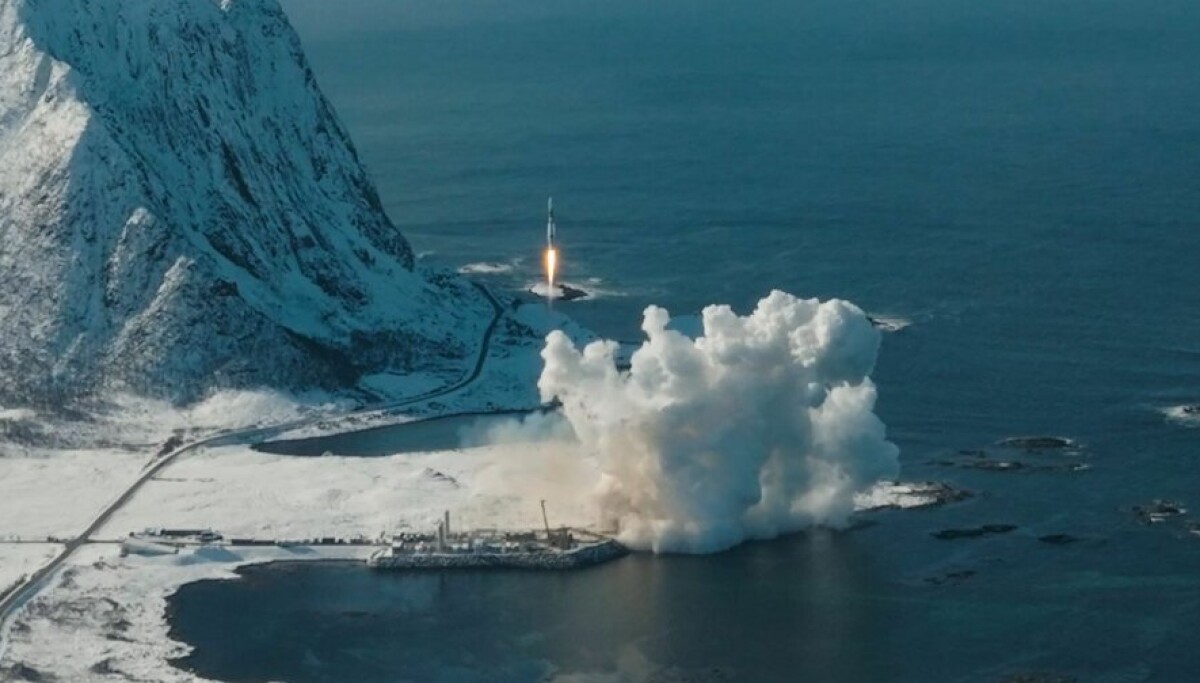 Film Rakett Se video: Her eksploderer raketten