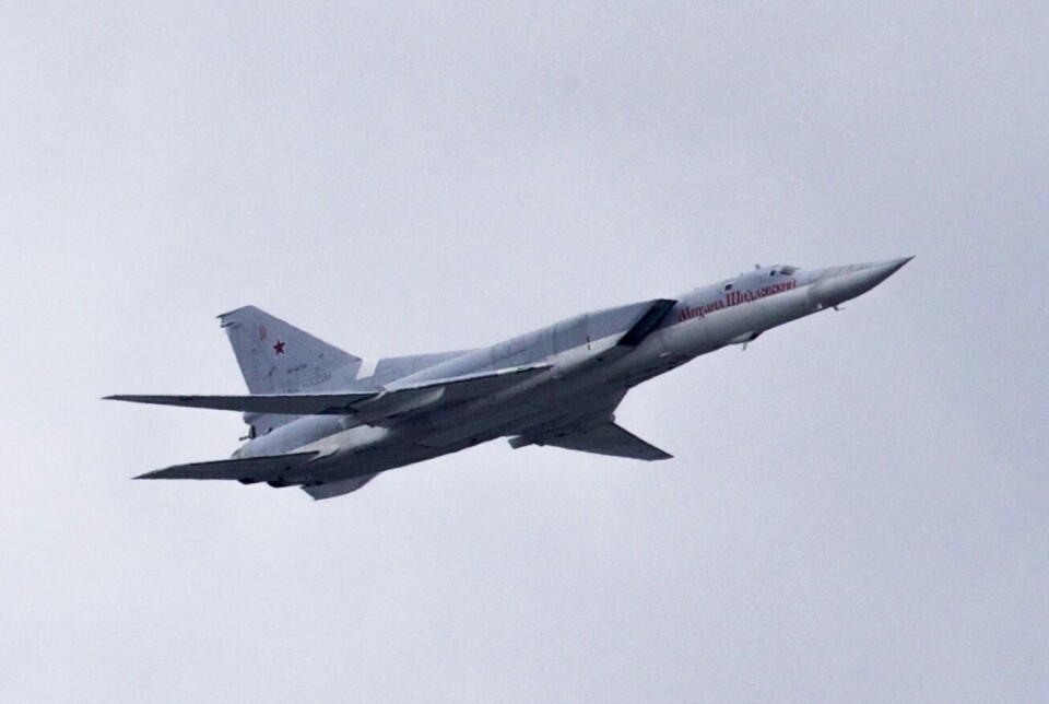 STRATEGISK BOMBER: Et bombefly av typen TU-22M3 flyr over Moskva i 2016.