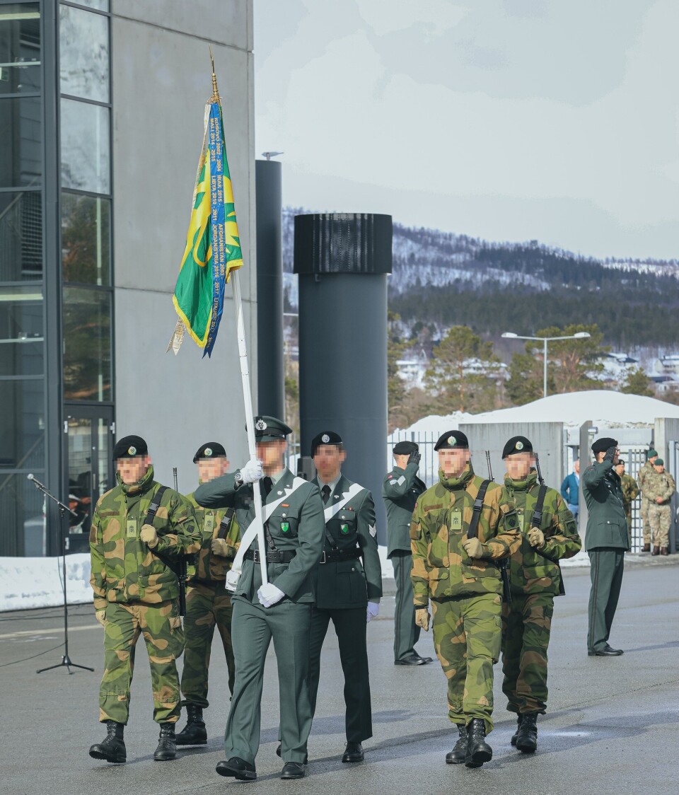 REGIMENT: Etterretningsregimentets opprettelse ble markert på Bardufoss. De ansatte er skjermet og sladdet av Forsvaret.