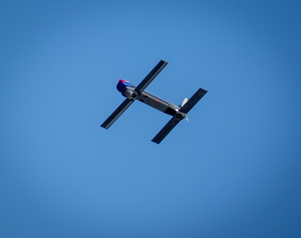 SWITCHBLADE 300: Switchblade 300 er en bærbar kamikazedrone utviklet av det amerikanske selskapet AeroVironment (AV).