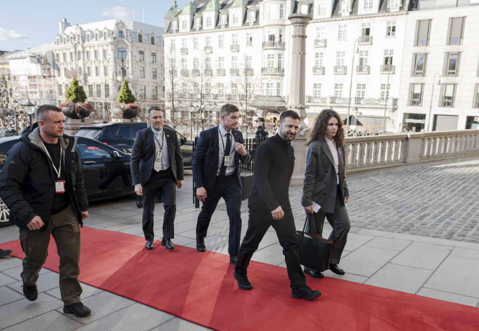 ETTERSPØR MER: Ukrainas president Volodymyr Zelenskyj er glad for EUs og britenes nye sanksjoner mot Russland, men etterspør mer hjelp fra USA.