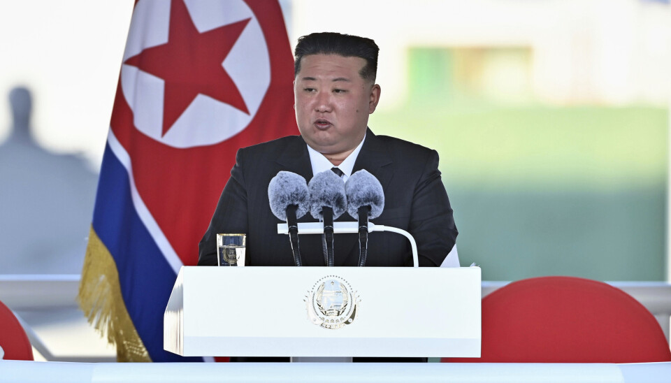 KIM: Kim Jong Un fra en annen anledning. Bildet er distribuert av det statlige nyhetsbyrået KCNA som oppgir at det er fra 25. april, 2025, men er ikke verifisert ytterligere.