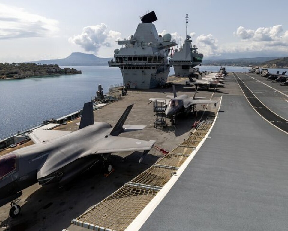 KNM Roald Amundsen har seilt gjennom Suez