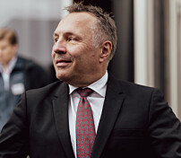 Signerer forsvarsavtale med Danmark