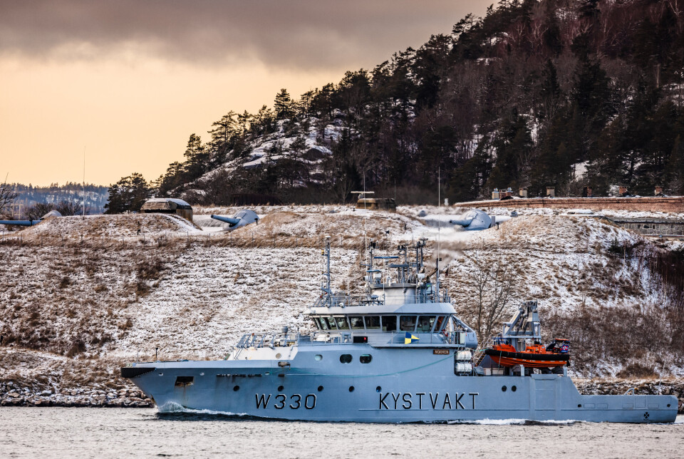 KYSTVAKTEN: I samarbeid med Kystvakten skal Tolletaten gjennomfører en stor kontrollaksjon på sjøen ved grensa til Sverige i pinsen.