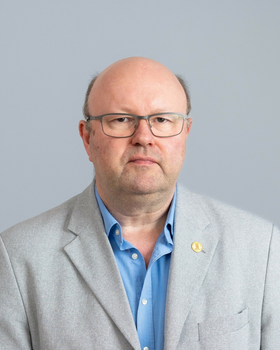 SKRIBENTEN: Terje Knutsen er førsteamanuensis i sammenliknende politikk ved Universitetet i Bergen.