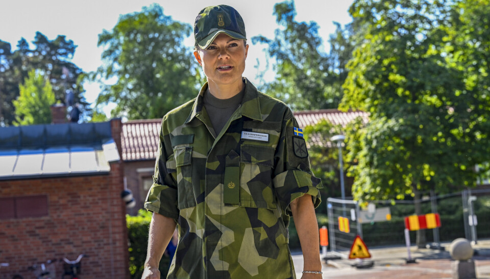 I UNIFORM: 19. august ble kronprinsesse Victoria innskrevet som kadett ved Försvarshögskolan i Stockholm.