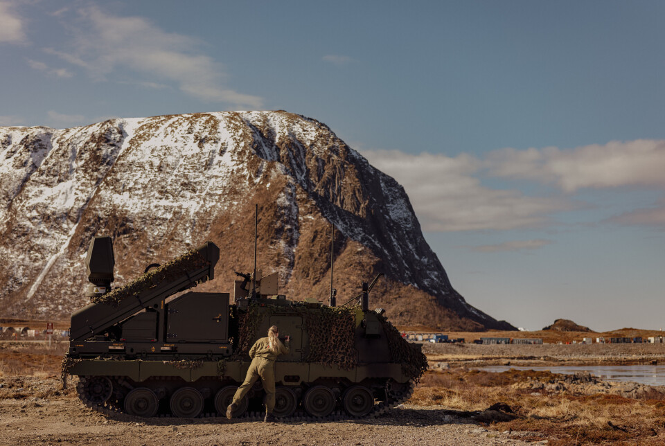 MATERIELL: Fremover skal sektoren investere titalls milliarder årlig i våpensystemer og driftsmateriell. Illustrasjonsfoto fra øvelsen Formidable Shield på Andøya og NOMAD høymobilt luftvernsystem med kort rekkevidde.