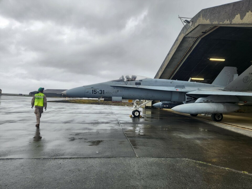 PÅ ISLAND: Et spansk F-18 Hornet ved Keflavik.
