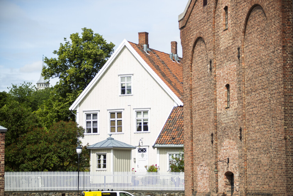 FORBUD: Forsvarssjefens bolig, også kjent som kommandantboligen, er bare ett av flere viktige bygg på Akerhus festning. Det er permanent flyforbud over hele området.