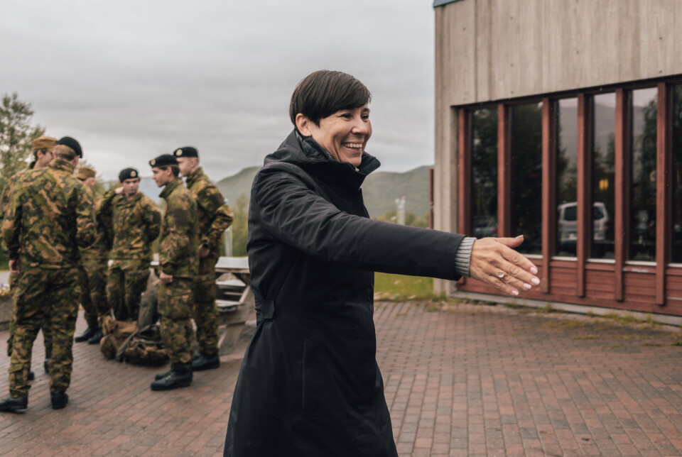 PORSANGMOEN: Ine Eriksen Søreide på Porsangmoen leir.