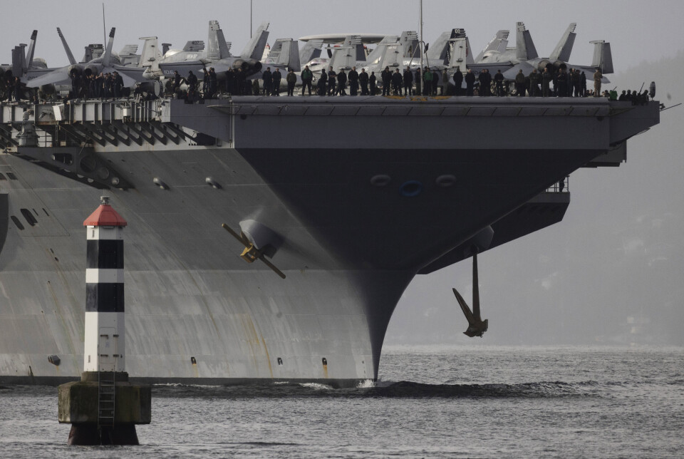 Her seiler USS Gerald R. Ford inn Oslofjorden