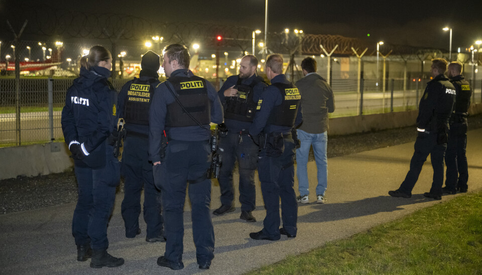 KASTRUP: Stort politioppbud på Danmarks hovedflyplass Kastrup mandag 22. september. Ingen fly kunne ta av eller lande på grunn av droneobservasjoner i området.