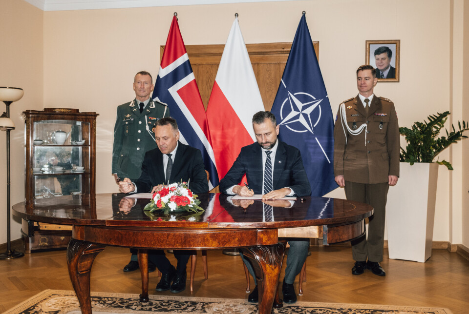 Warszawa Sikkerhetsforum. Forsvarsminister Tore O. Sandvik på bilateralt møte med polens forsvarsminister Władysław Kosiniak-Kamysz.