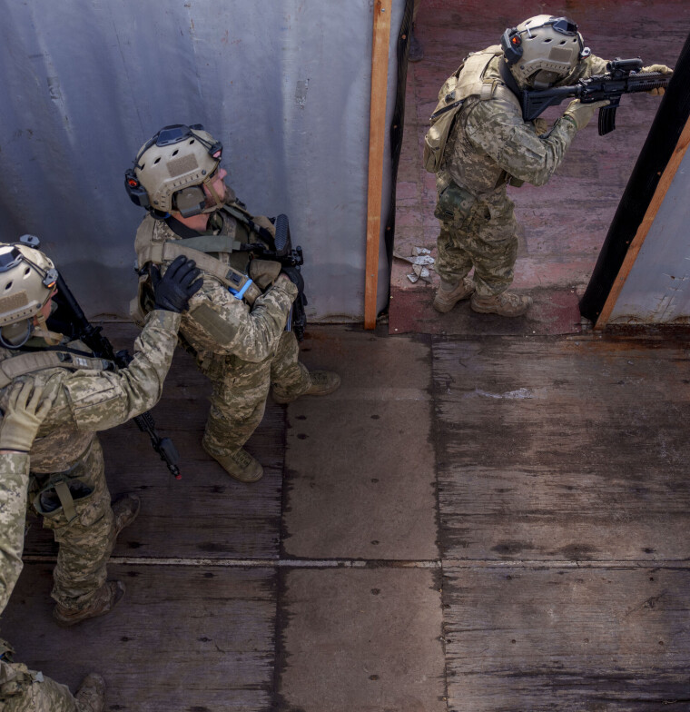 Forsvaret lærer krig av Ukraina