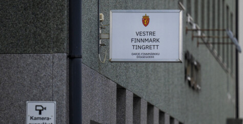 Dømt til fengsel for å ha snikfilmet lettkledde soldater