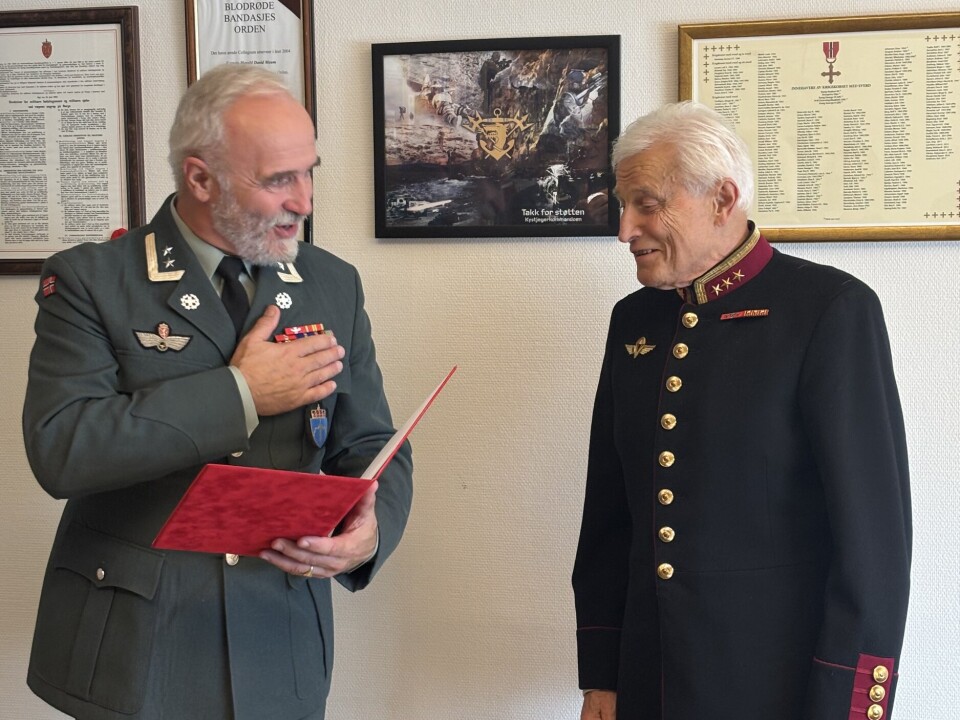 Jan Eide En Livslang Karriere I Milit r Heraldikk Hedret Med Egen Medalje jan-eide-en-livslang-karriere-i-milit-r-heraldikk-hedret-med-egen-medalje