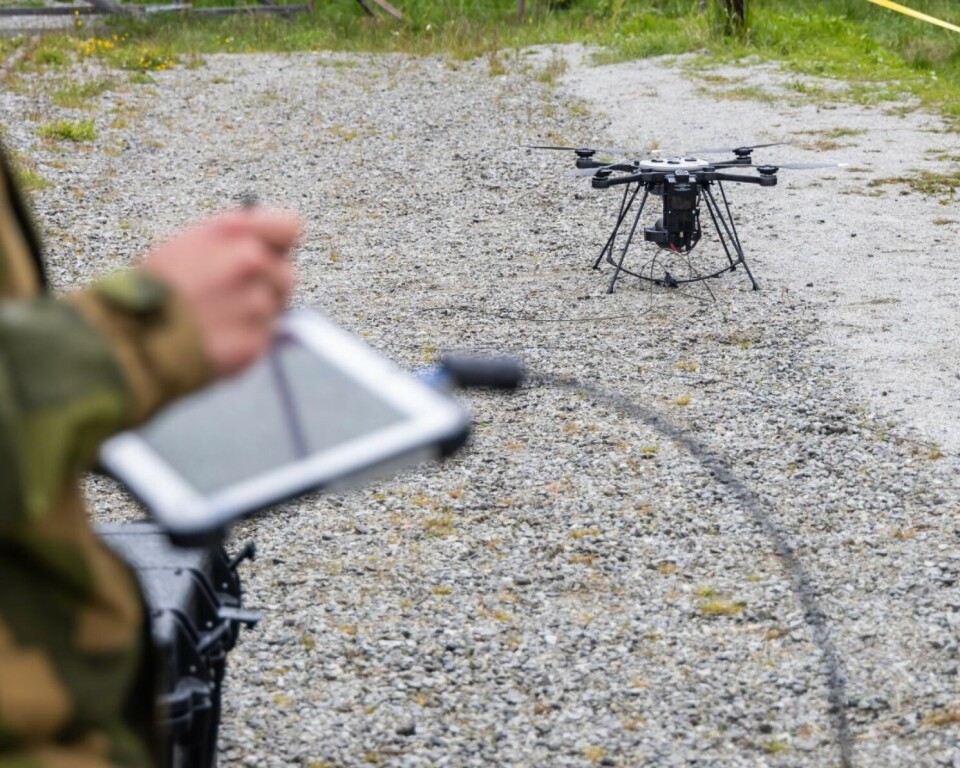 Styrker seg mot droner for nesten en milliard