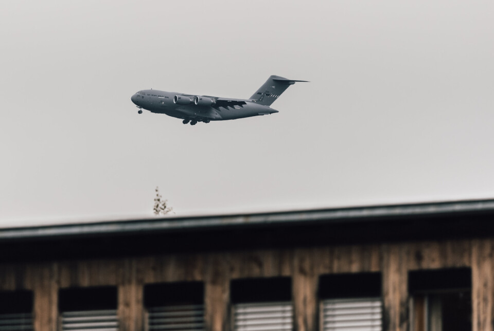 STENGES: Fly på vei til eller fra Gardermoen må holde seg unna testområdet.