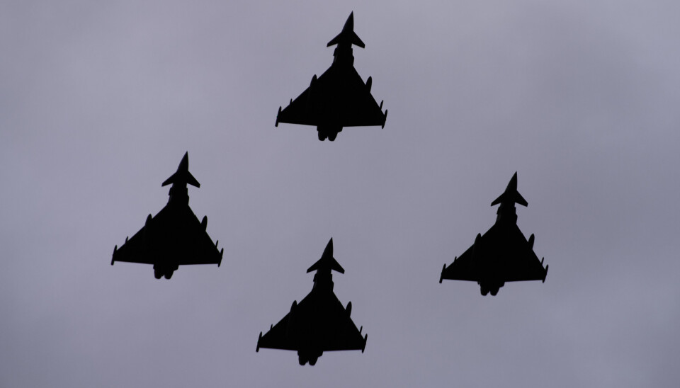 TYFON: Jagerfly av typen Eurofighter Typhoon fra det spanske luftforsvaret under et flyshow over Madrid 12. oktober.