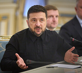 Diskuterer våpenhvile