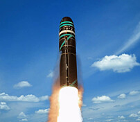 Viste fram nytt atommissil