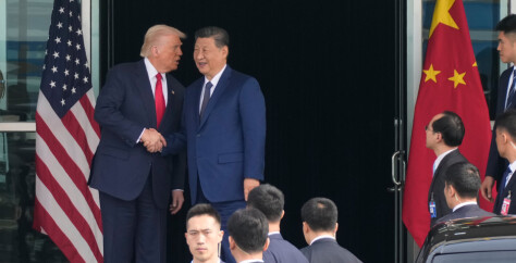 Vil gjenåpne militære kanaler med Kina