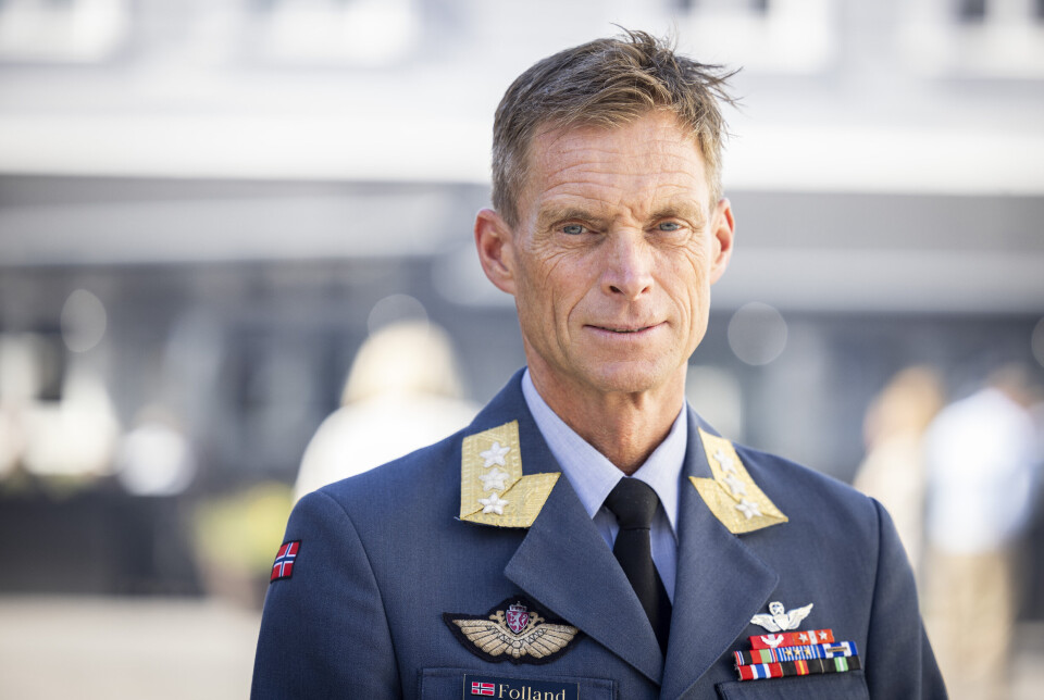 Skvadron Bad 330 skvadron må fortsatt ha en militær rolle